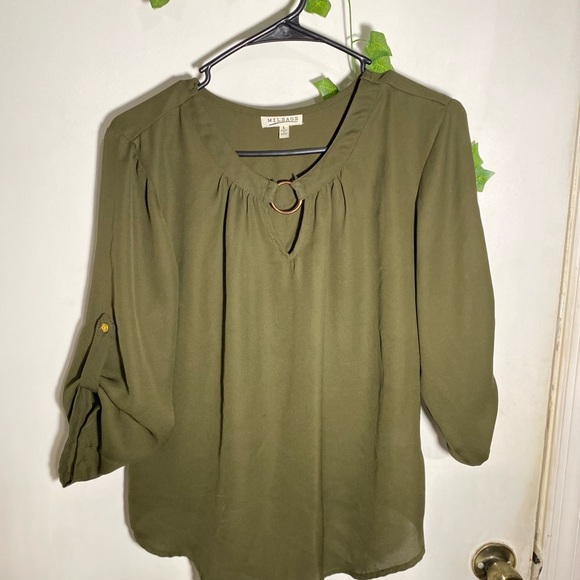 Elegant Olive Blouse with Keyhole Detail - Picture 4 of 6